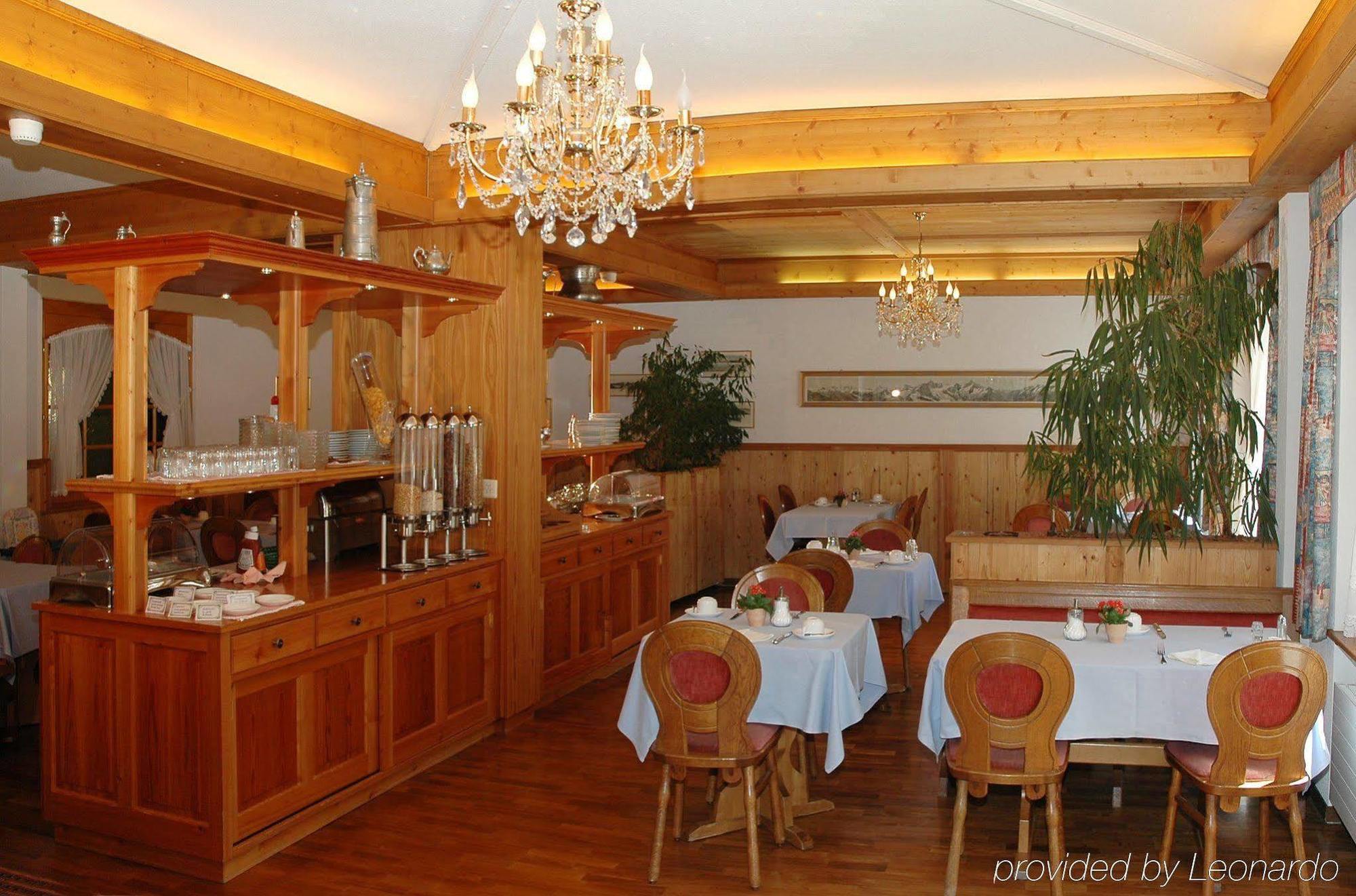 Hotel Simi Zermatt Restaurace fotografie